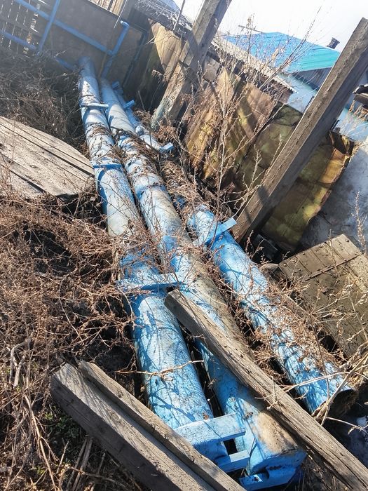 Продам пластиковые трубы длина 6 м диаметр 200 220