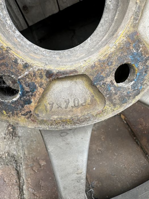 Продам диски тойота r17 5х114.3