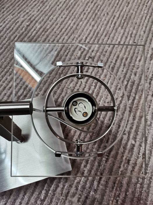 Лампа за таван или стена