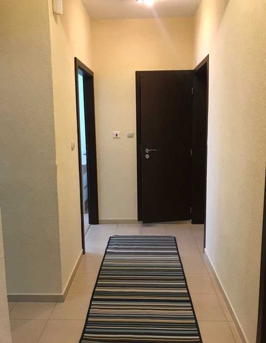 Дава се под наем Тристаен апартамент в София, Гоце Делчев - 90 кв.м за 714 € - Снимка #2