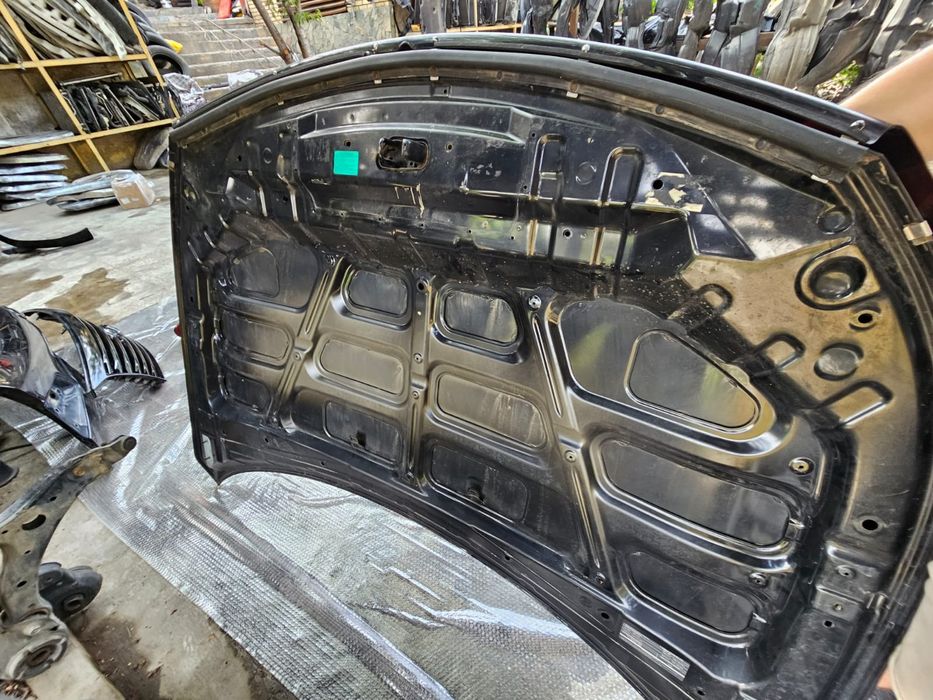 Капот Infiniti QX56 2010