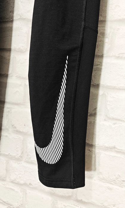 NIKE Pro  Оригинален клин за момче размер 158 - 170 см / 15 - 16 г