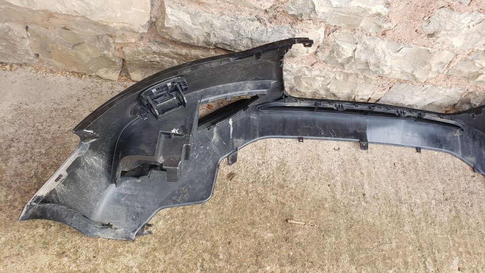 bronq/broni Audi A4  2012-16g.