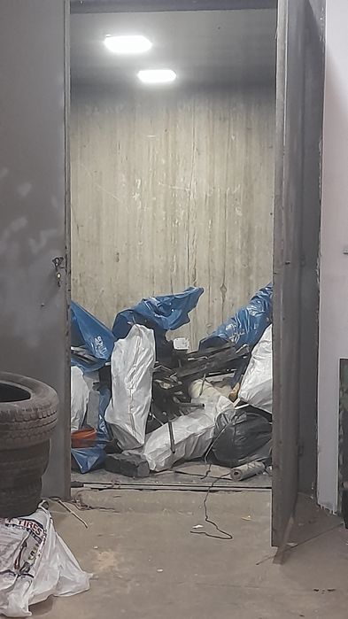 Debarasare în tot Bucureștiul în toate sectoarele sunați firma autoriz