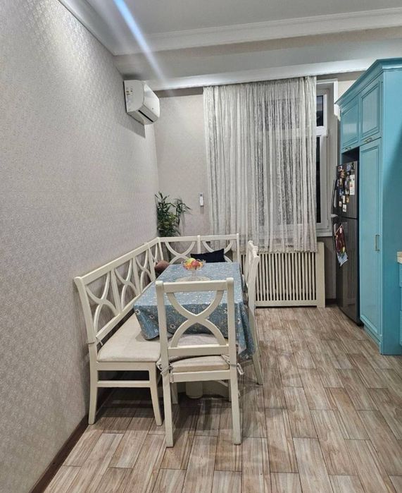 Просторная квартира с ремонтом 6 комнат 200м², Габус Мирабадский р-он