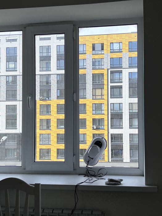 Робот мойщик окон