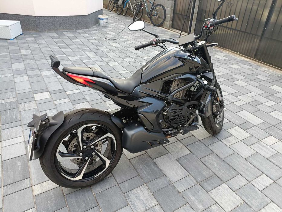 Motocicleta Zontes Daytona 350V ( A/A2)