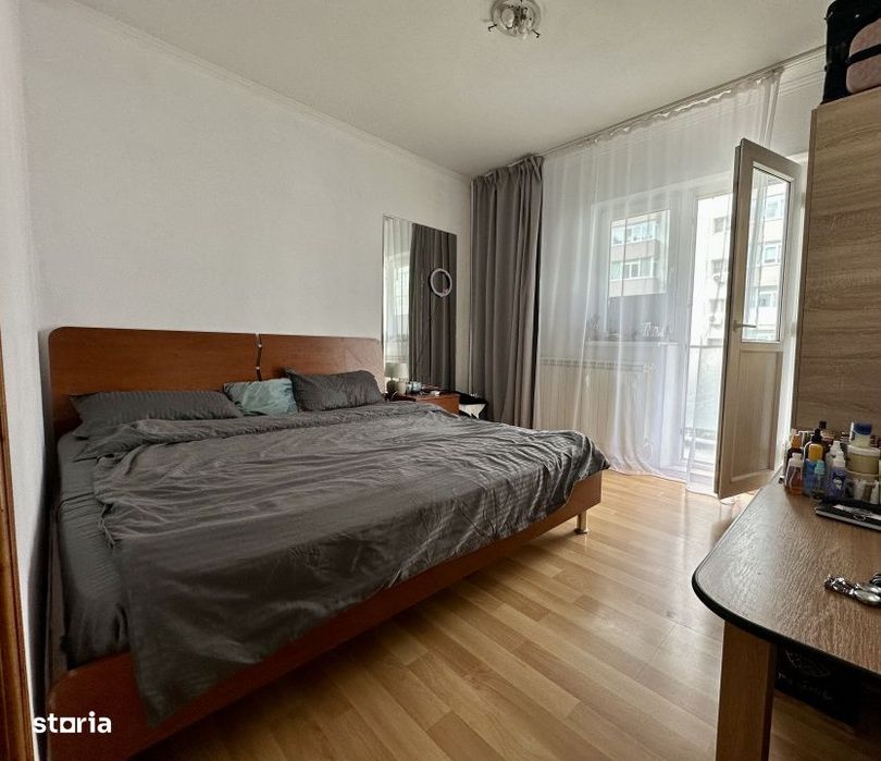 Apartament 3 camere Gorjului, 69,5 mp, 2 bai, 2 balcoane, bloc 1979