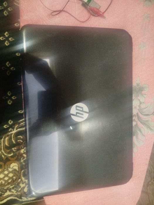 HP noutbuk sotiladi naxt yoki bulib tulash