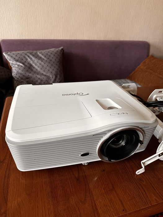 Optoma ProScene WU615T профессиональный dlp проектор