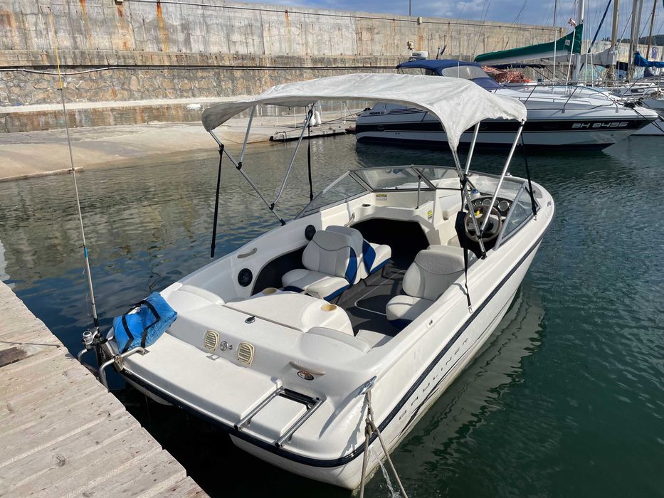 Моторна яхта Bayliner 175 Bowrider