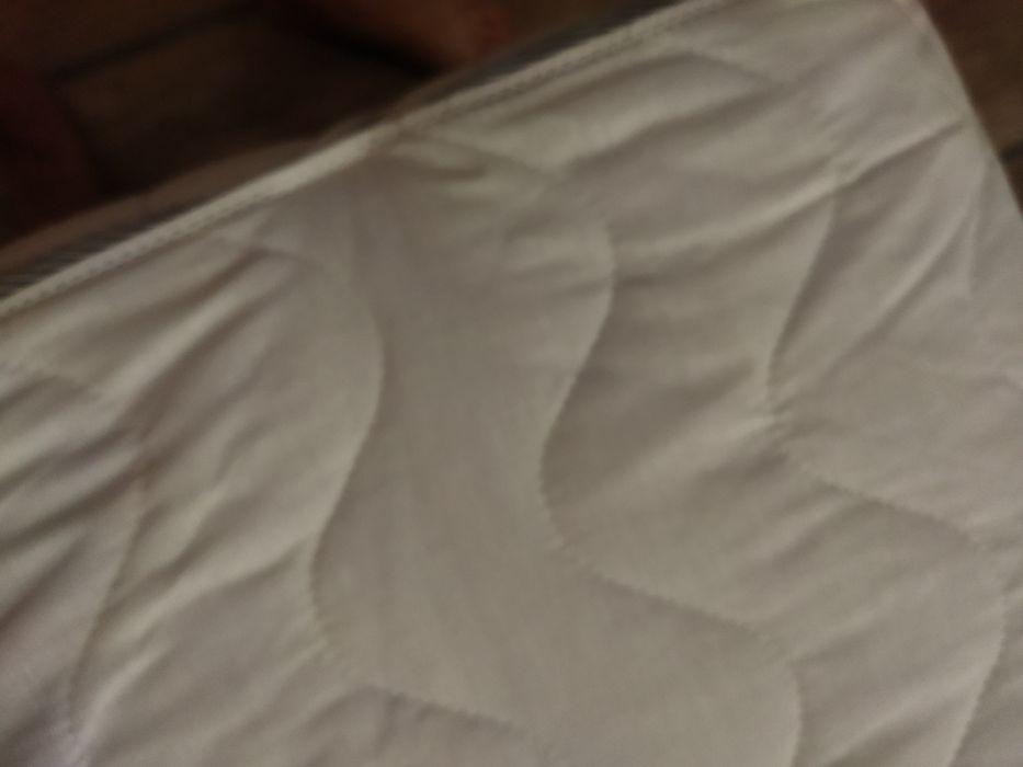 Протектор за спалня 164/190.  Нов.в