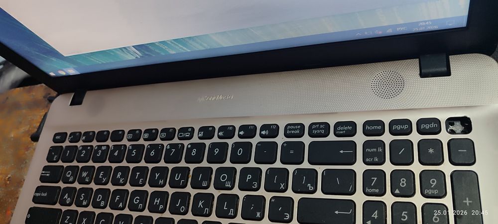 Ноутбук рабочий.  .