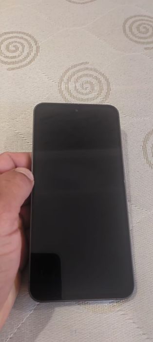 Прадаётся Samsung s24FE