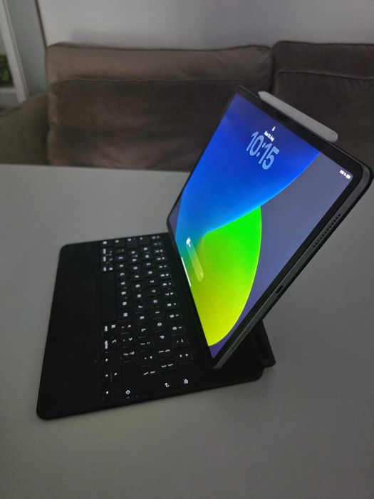 Ipad Air 13" M2 - 256 + Magic Keyboard + Apple Pencil Pro