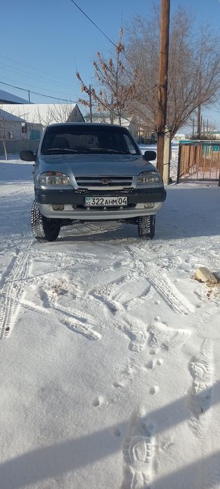 Шевролет нива 2008