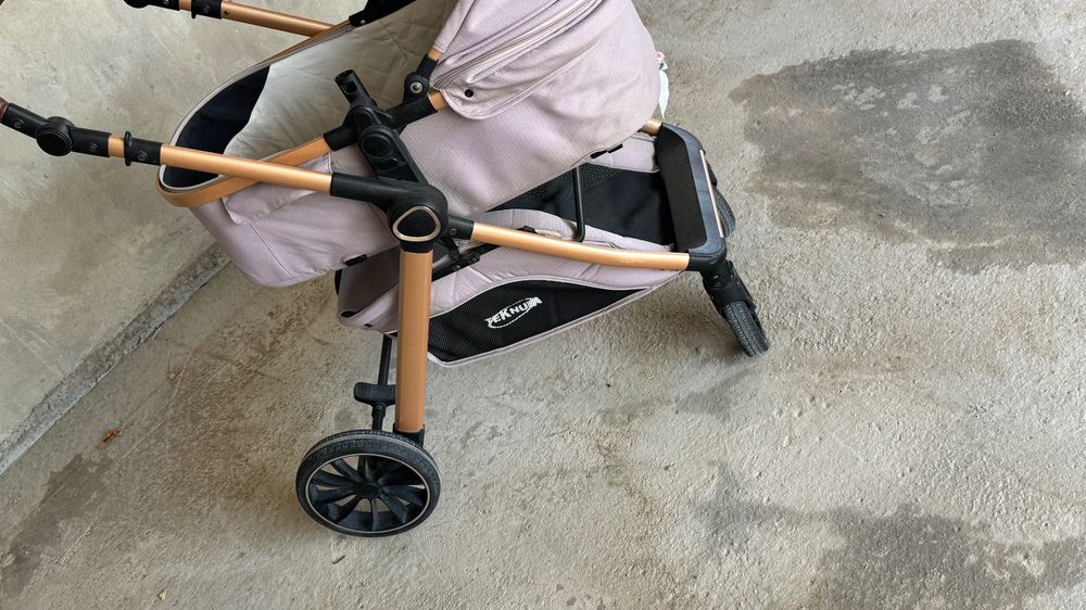 Коляска  бу                 ,