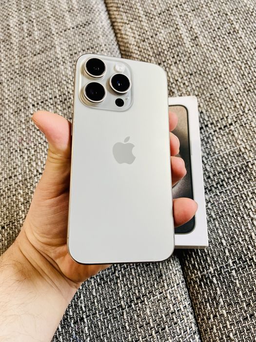 Iphone 15 pro de 128 Gb/Baterie 90% Ca NOU