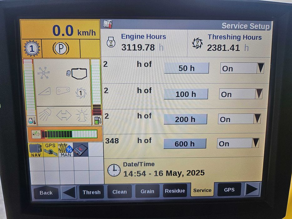 Combina agricola New Holland CR 9080