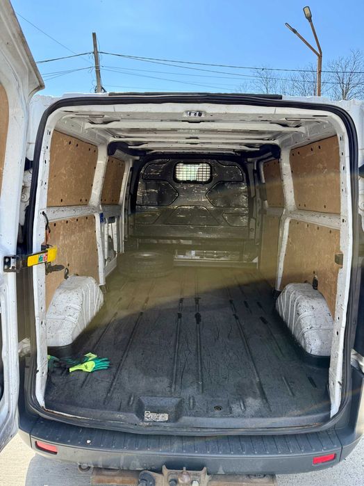 Ford Transit Custom Furgon 2016 – Fiabil, pregătit de lucru