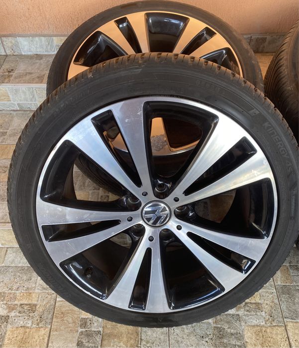 Jante R18 Originale VW Anvelope Hankook M+S 235/40 Dot 2023