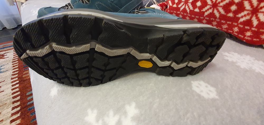 Ghete drumetie Grisport Canion, albastru azur , impecabil,