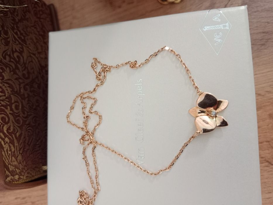 Cartier Caresse d'Orchidees