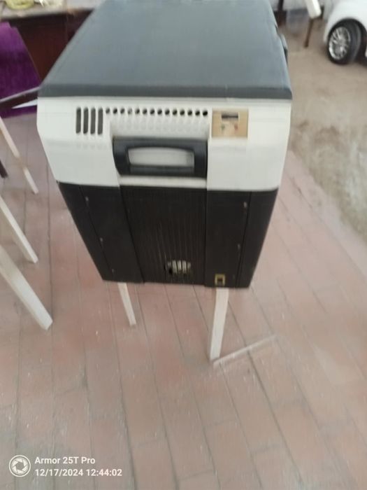 Хладилник за кола бус и за камион