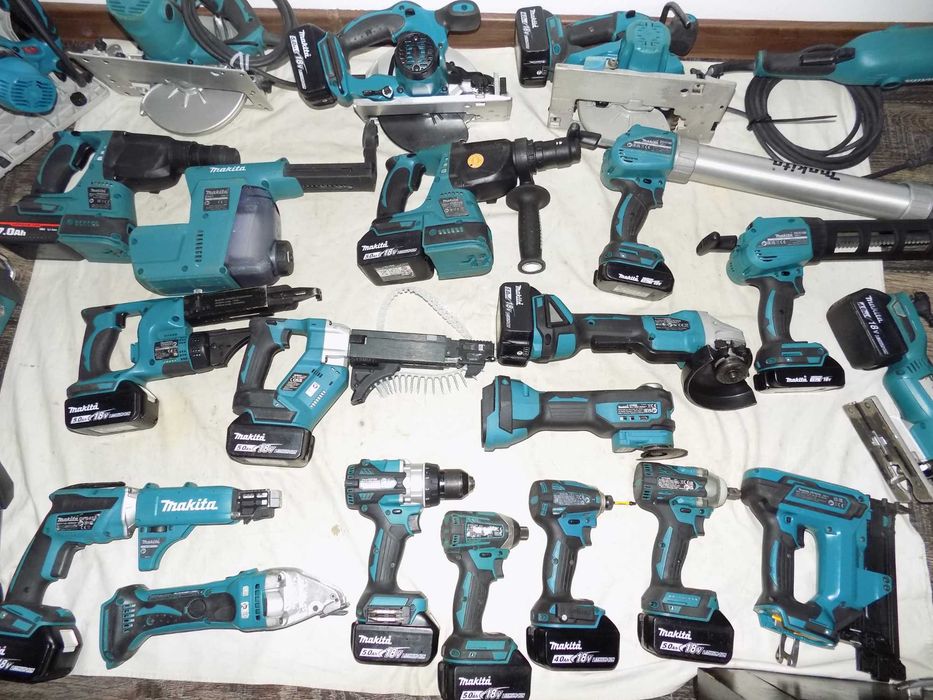 Scule Makita 18V  si  scule Makita 220V