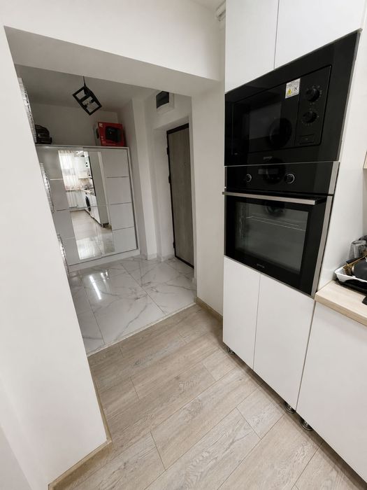 Vând apartament cu 2 camere