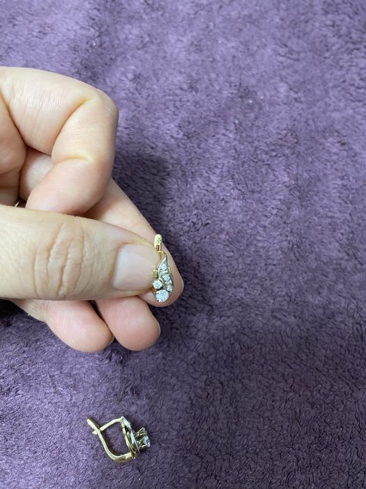 Серьги золотые с бриллиантами