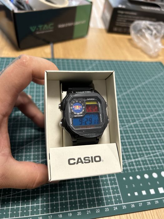 Предлагам Модифициране на часовници Casio АЕ1200