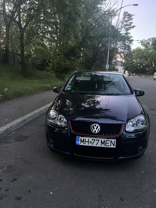 VW Golf 5 1.4 MPI 75 CP • 2005 • AC • Navigație • Cameră Marșarier