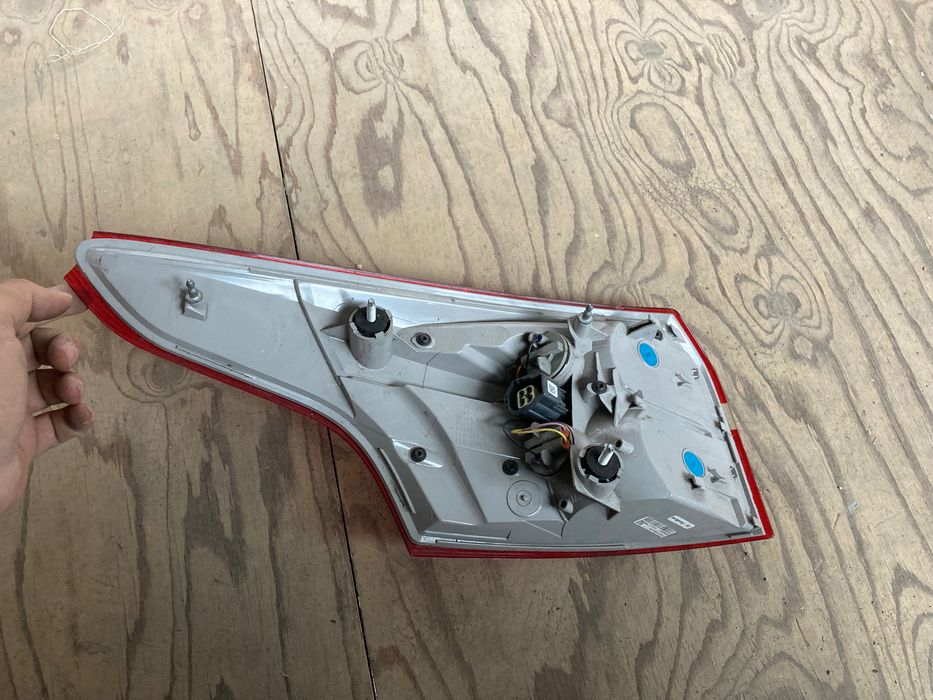 Ляв стоп за Ford Focus Комби. 14-18