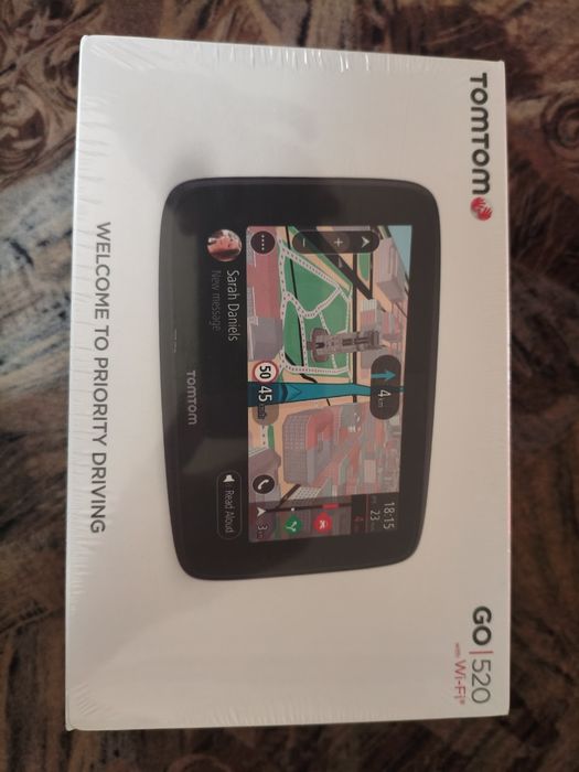 Vând TomTom GPS nou.