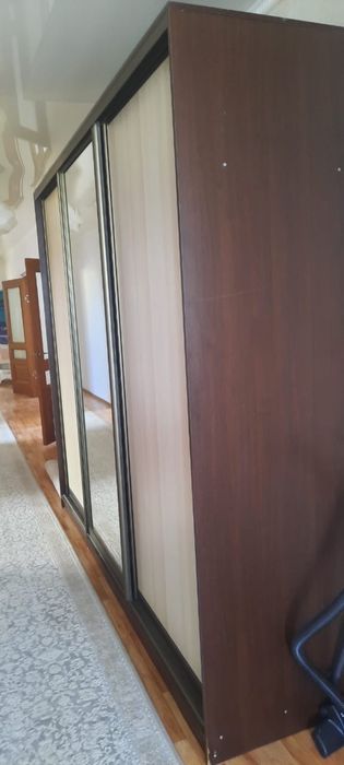 Шкаф-купэ б/у 150,000