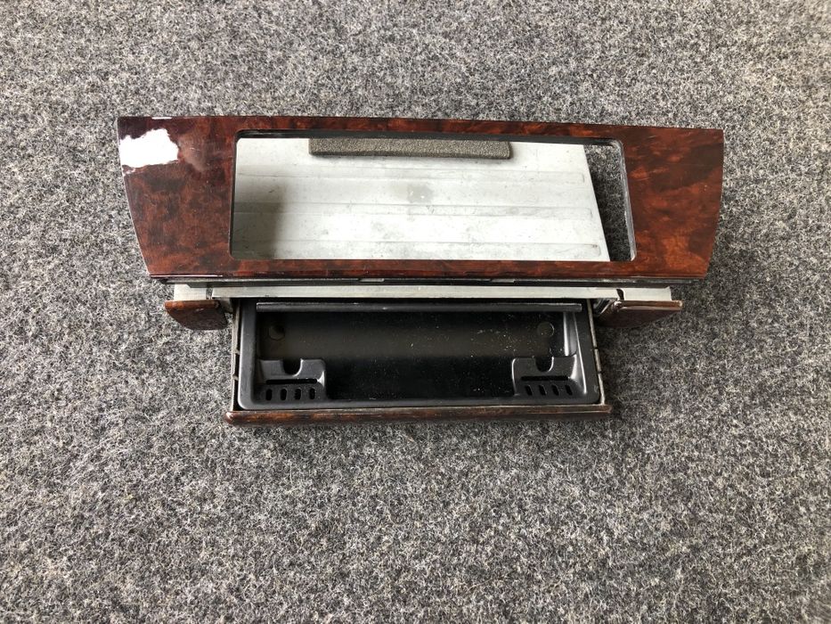 Ауди 100 А6 С4 Кузов пепельница