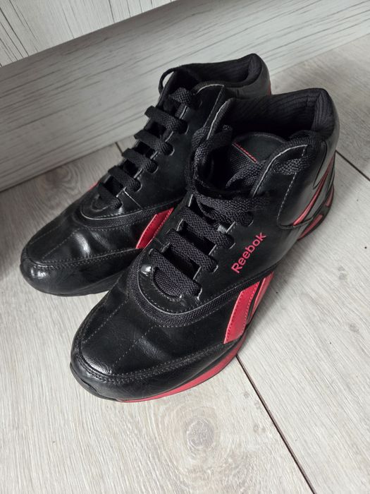 Маратонки Reebok в много добро състояние.