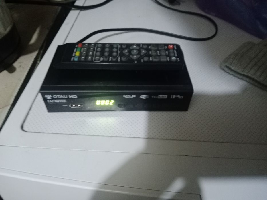 Продам ресивер Отау HD