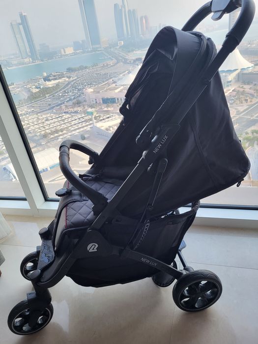 Продам детскую коляску New lux