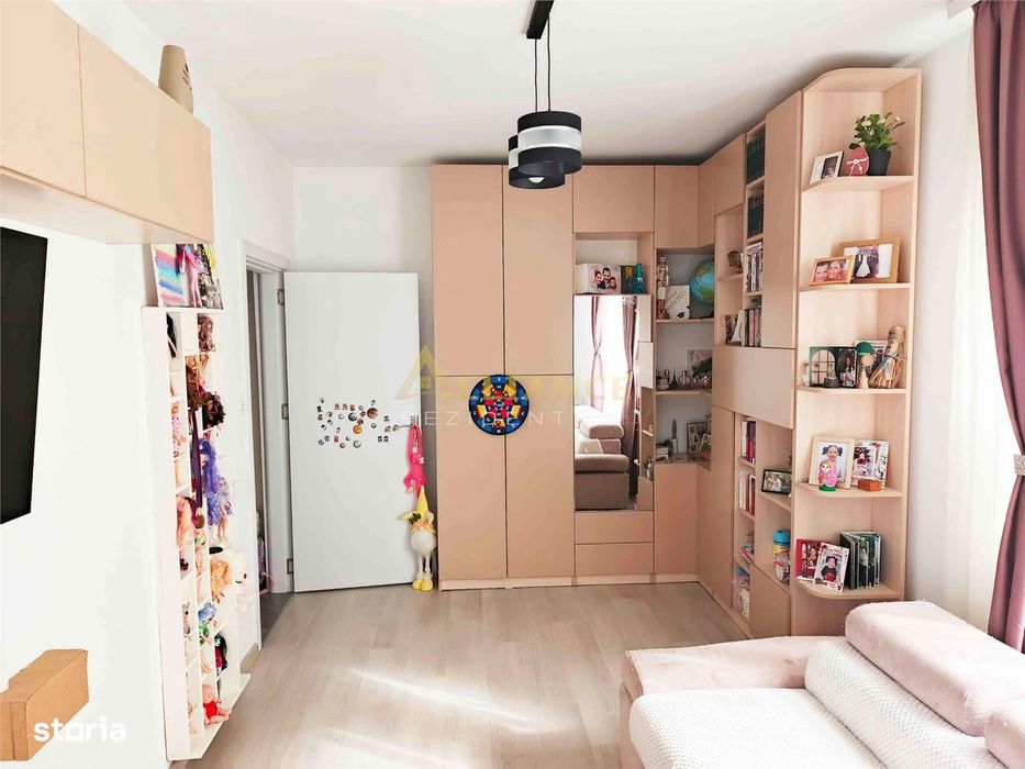 Apartament 2 camere - Mobilat si utilat - Parcare inclusa