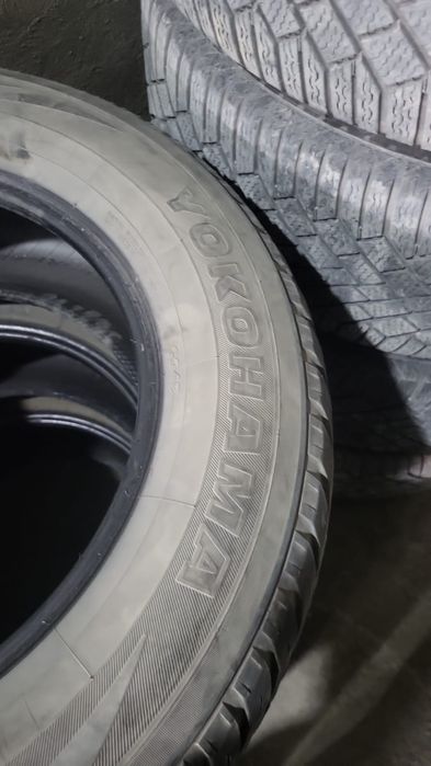 Продам шины "YOKOHAMA" *285/60/R18*