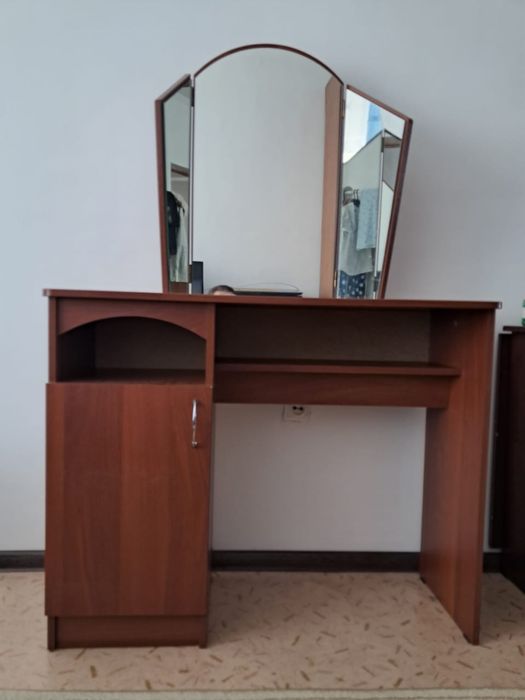 Туалетный столик