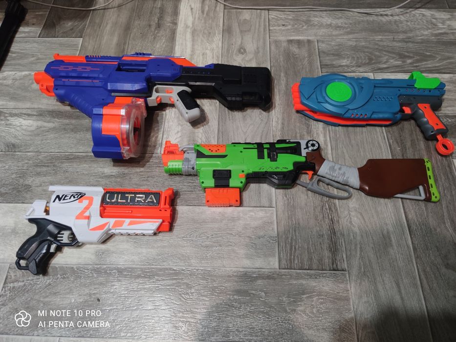 Коллекция игрушечных бластеров  NERF (100% оригинал)