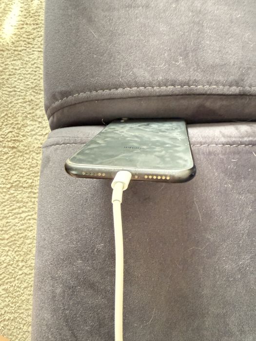 Iphone Xr в перфектно състояние