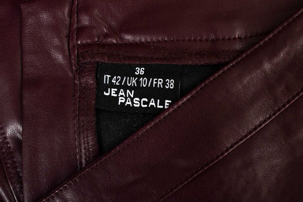 Дълга тъмночервена (бордо) кожена пола "молив" "Jean Pascale" размер S