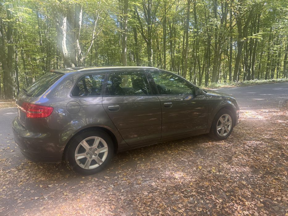 AUDI A3 Sportback 2010 — imagine 3