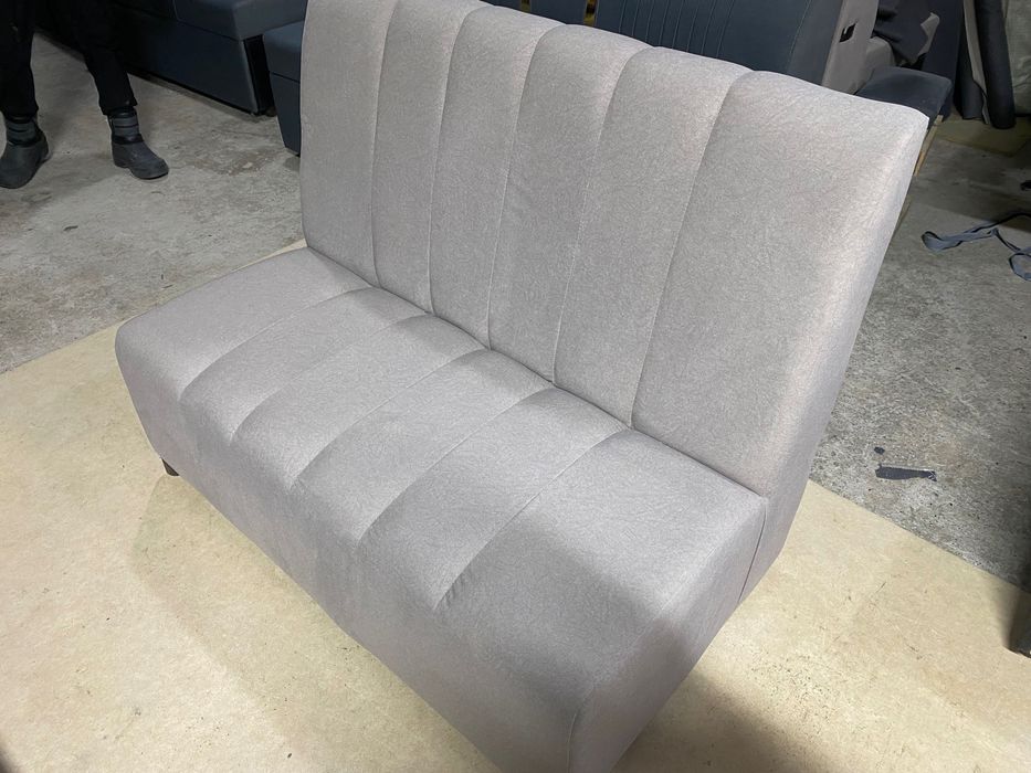 Диваны для кафе оптом