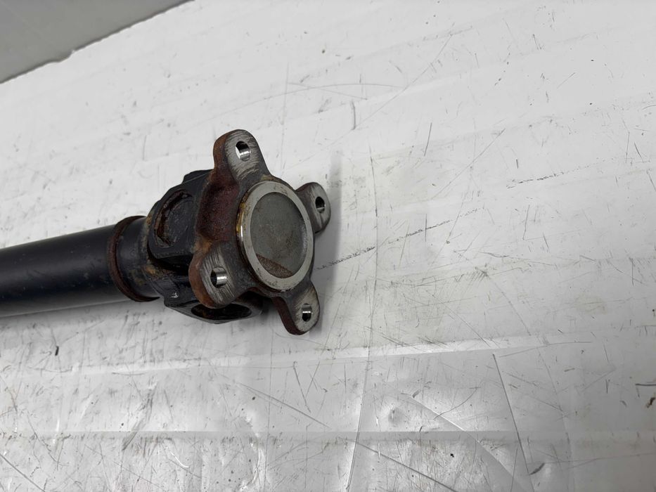 Преден кардан БМВ Ф07 Ф10 Ф11 Ф06 Ф12 Ф13 Ф01 Ф02