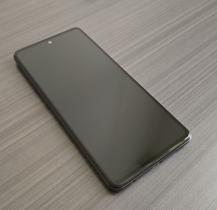 Смартфон Samsung A72